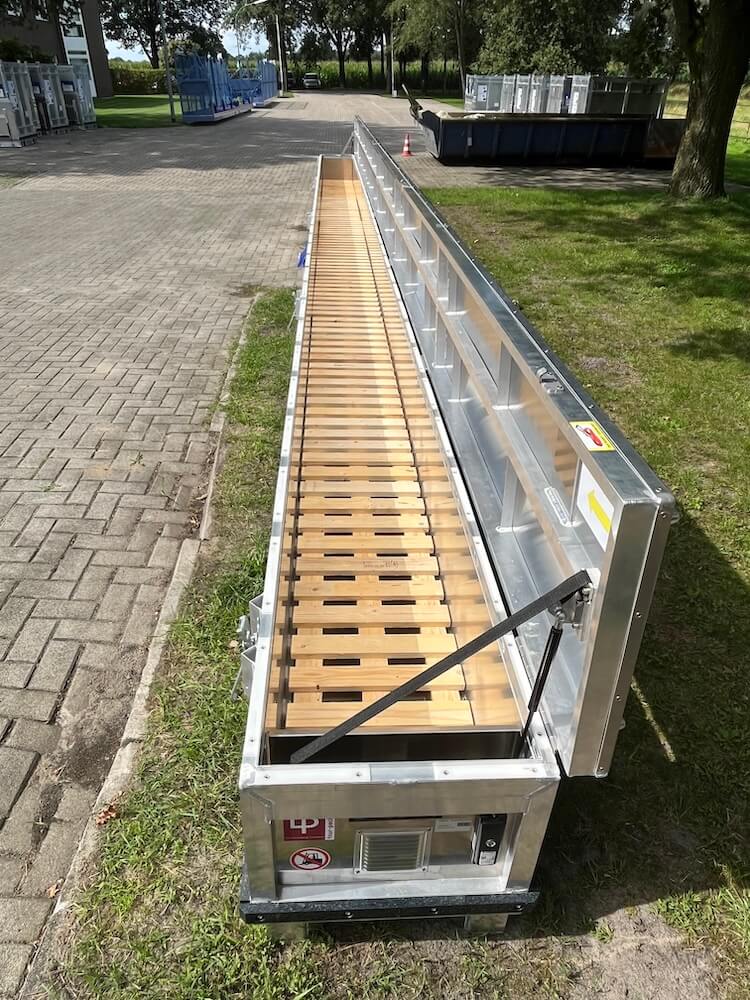 Aluminium-Transportcontainer mit Holzeinlage