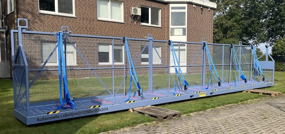 FOUR PACK Stahlrahmen mit Haltevorrichtungen für große industrielle Bauteile